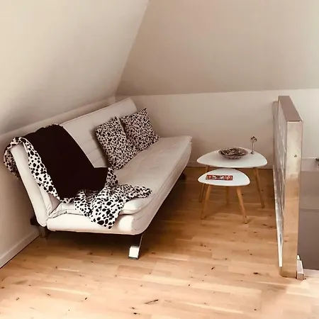 I I 2 Plan, Ved S-tog Og Busser Appartement