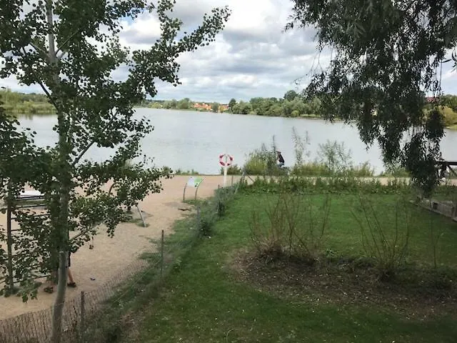 I I 2 Plan, Ved S-tog Og Busser Lägenhet *