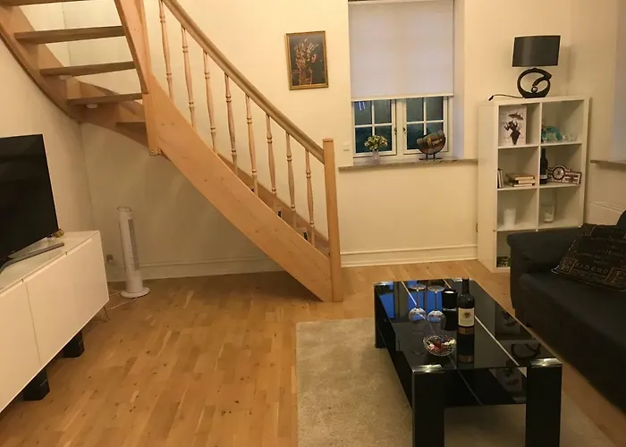 I I 2 Plan, Ved S-tog Og Busser Apartmán Gentofte