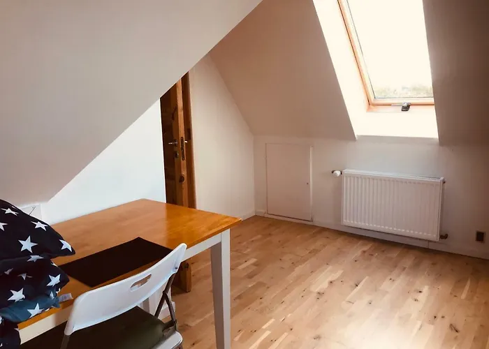 I I 2 Plan, Ved S-tog Og Busser Lägenhet